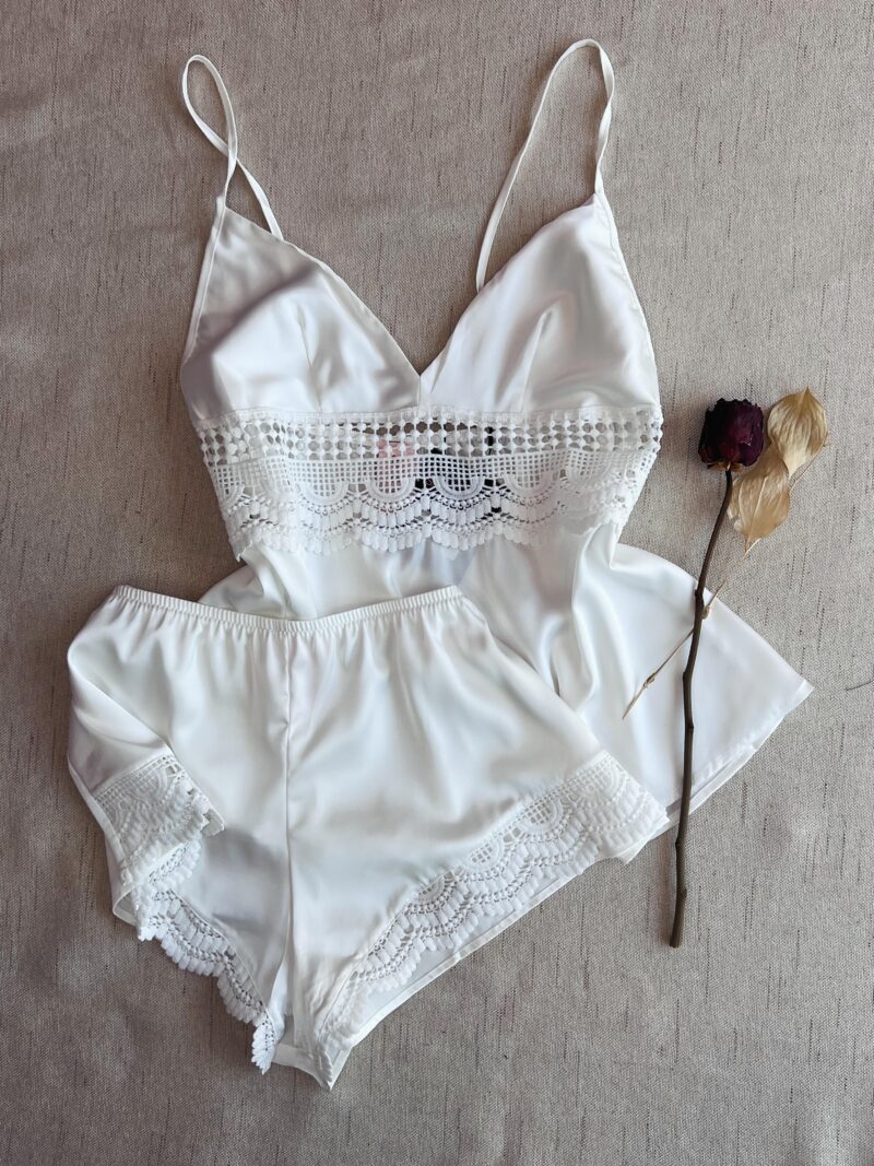 boutique_hk_luxe_1782560417_3928723467250441377_50326318192
