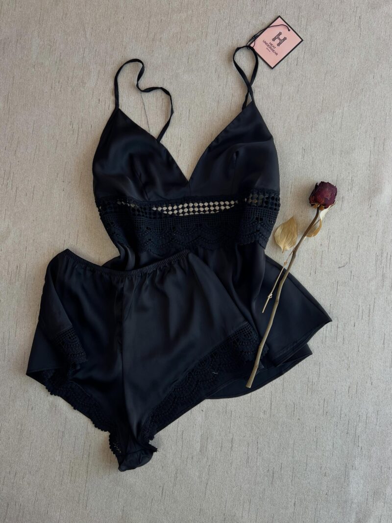 boutique_hk_luxe_1782560417_3928723491074115254_50326318192