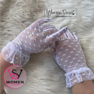 Gants en dentelle ( Coeur )