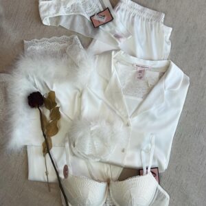 Pyjama satin HP384