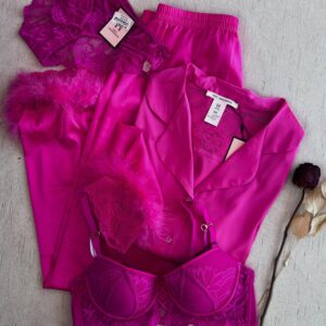 Pyjama satin HP384