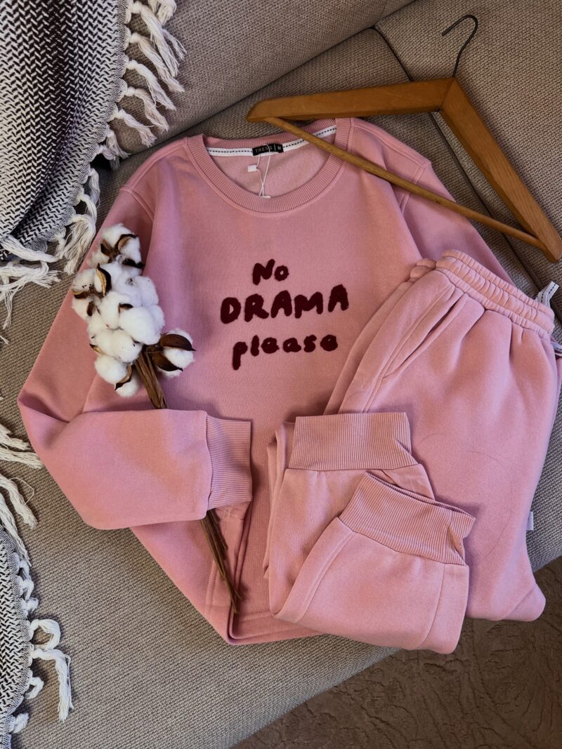 boutique_hk_luxe_1791656840_4005029993447210747_50326318192